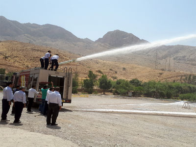 بازرسی فنی و آموزش عملیاتی خودروی آتش نشانی شرکت بهره برداری مارون