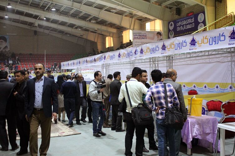 دومین جشنواره و مسابقات فناوری های نوین صنعت آب و برق در اهواز آغاز به کار کرد