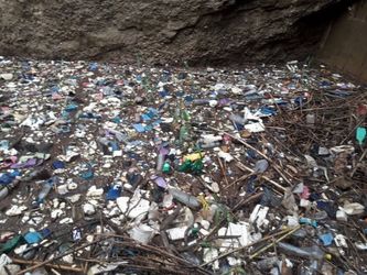 پاکسازی دریچه ورودی آب به تاسیسات شهید بهنام محمدی (مسجد سلیمان)