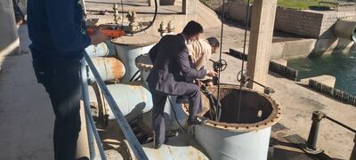  نصب الکتروپمپ ایستگاه پمپاژ دشت‌اوان در شبکه آبیاری کرخه‌شمالی