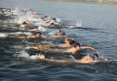 مسابقات کشوری شنای جام کاسپین آب های آزاد برگزار شد 