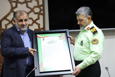 دیدار مدیرعامل سازمان آب و برق خوزستان با فرمانده انتظامی استان به مناسبت هفته نیروی انتظامی