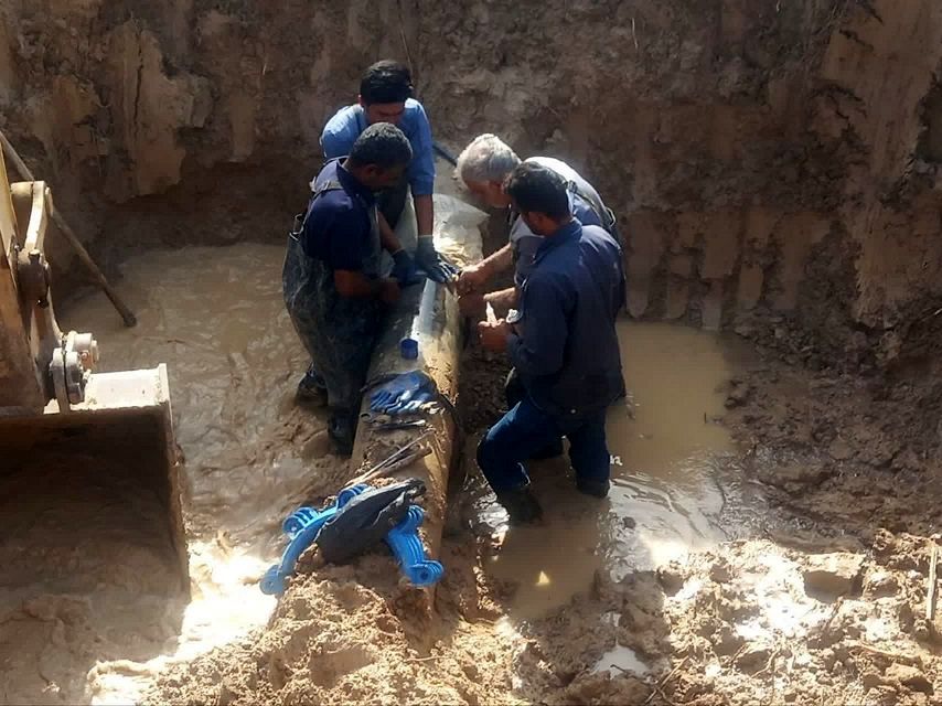 تعمیر و ترمیم خط لوله ۳۰۰ آزبست آبرسانی شهرستان رامشیر شرکت آب جنوب شرق