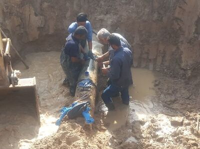 تعمیر و ترمیم خط لوله ۳۰۰ آزبست آبرسانی شهرستان رامشیر شرکت آب جنوب شرق
