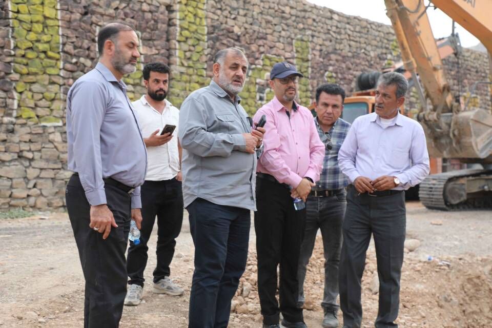 ایمن‌سازی خط انتقال اصلی آب شرب ایذه در محدوده پل هلایجان با پیشرفت ۹۵ درصدی
