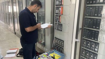 اورهال خطوط ۴۰۰ کیلوولت مسجدسلیمان و شهید عباسپور در پست سد و نیروگاه کارون۳