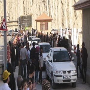 بیش از ۱۱۰ هزار نفر در تعطیلات نوروزی امسال از مجموعه سد، نیروگاه و پلاژ تفریحی مارون دیدن کردند