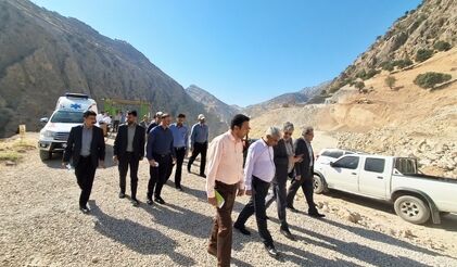 بازدید معاون سازمان برنامه و بودجه کشور از پروژه راهبردی آبرسانی به شهرهای شمال شرق خوزستان