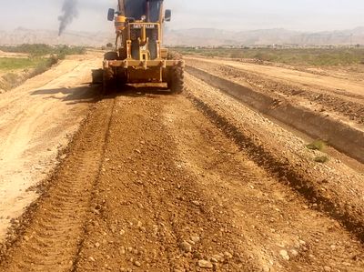 جاده‌های دسترسی شبکه آبیاری شادگان بهسازی شد