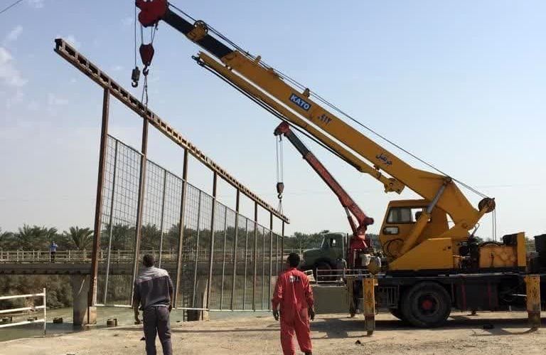 ساخت و نصب سازه آشغالگیر ایستگاه پمپاژ شهید همت شادگان