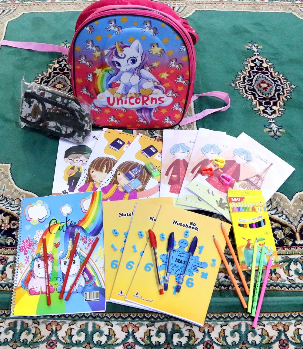  توزیع نوشت افزار، در مناطق محروم شهرستان کارون