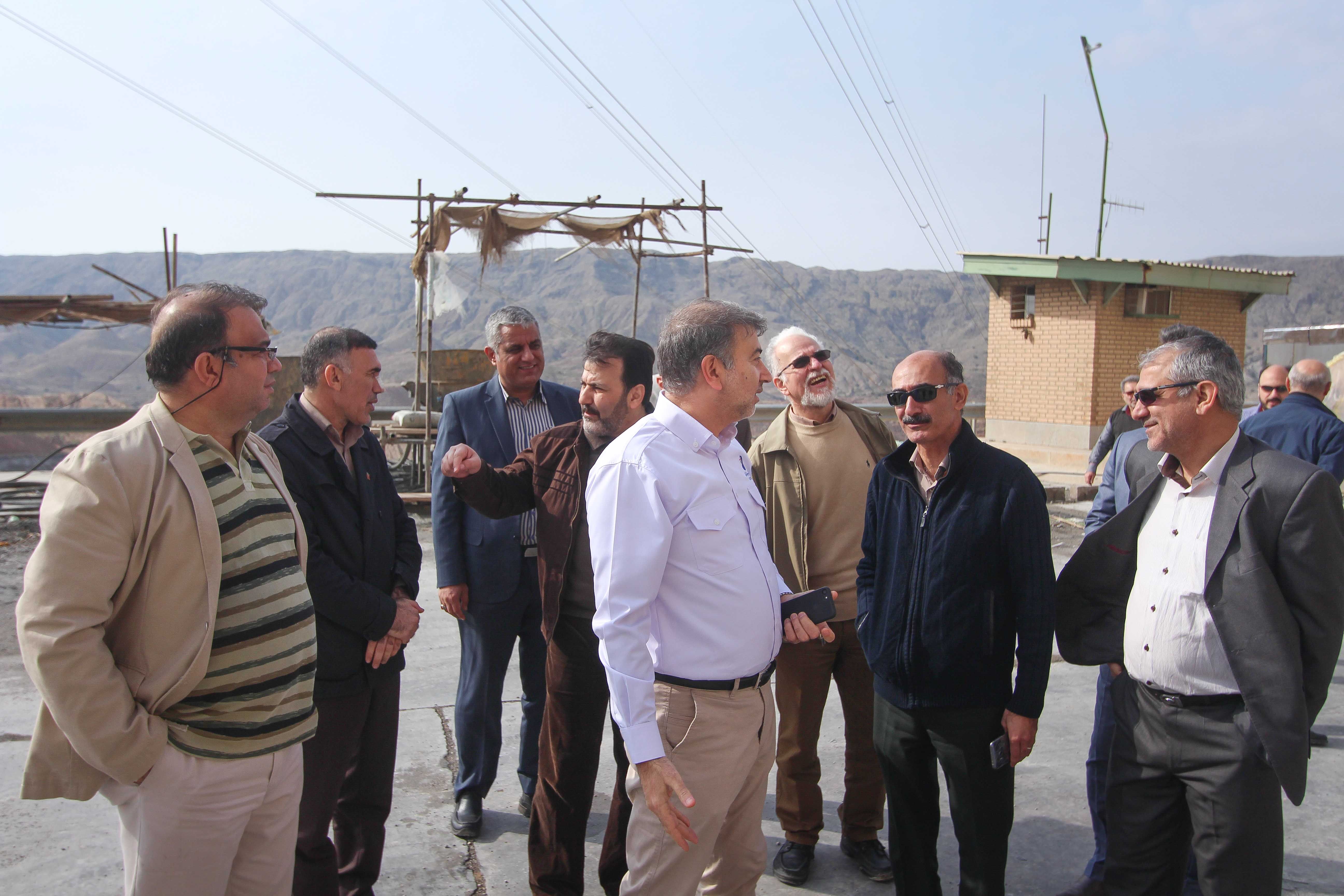  گزارش تصویری بازدید مدیرعامل سازمان آب و برق خوزستان از سد و نیروگاه مسجد سلیما ن/ 23 آذرماه 98 