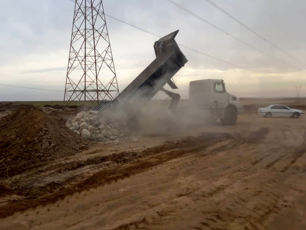 عملیات ترمیم آبشستگی وسیع باند زهکش اصلی MD شبکه آبیاری شمال شرق اهواز