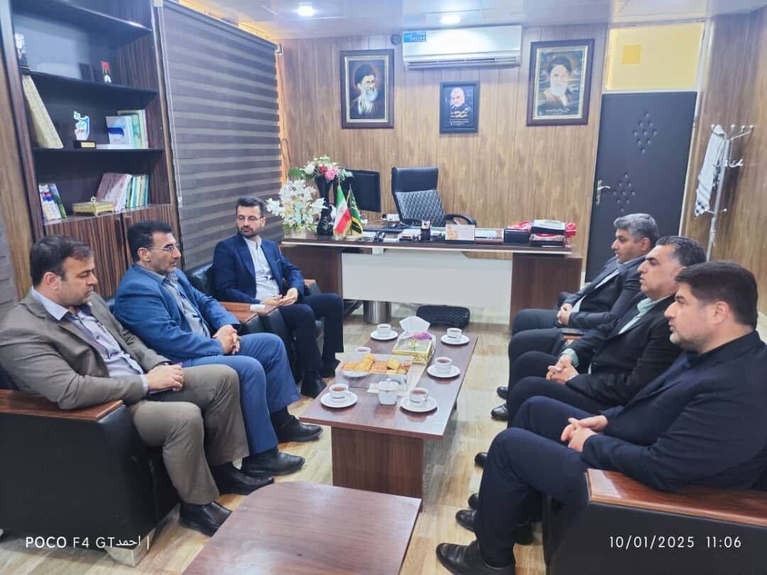 نشست آماده‌سازی شبکه آبیاری شمال شرق اهواز برای کشت پاییزه برگزار شد
