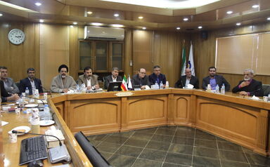 نشست مدیرعامل سازمان آب و برق خوزستان با معاونان، مشاوران، مدیریت های مستقل و مدیران عامل شرکت های طرف قرارداد با سازمان
