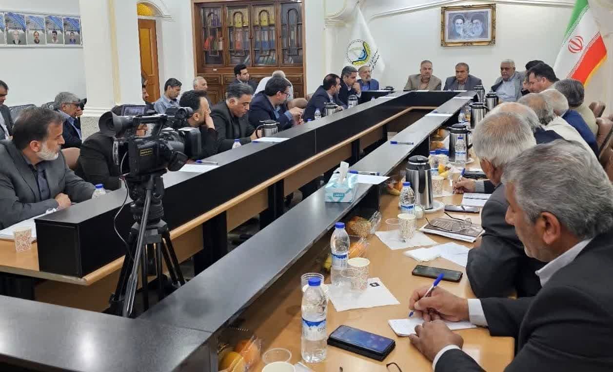 نشست مدیریت مشارکتی حوضه آبریز دز با حضور مسئولان و نمایندگان کشاورزان برگزار شد