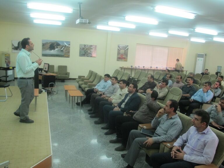 برگزاری سمینار مدیریت دانش در سد ونیروگاه شهید عباسپور
