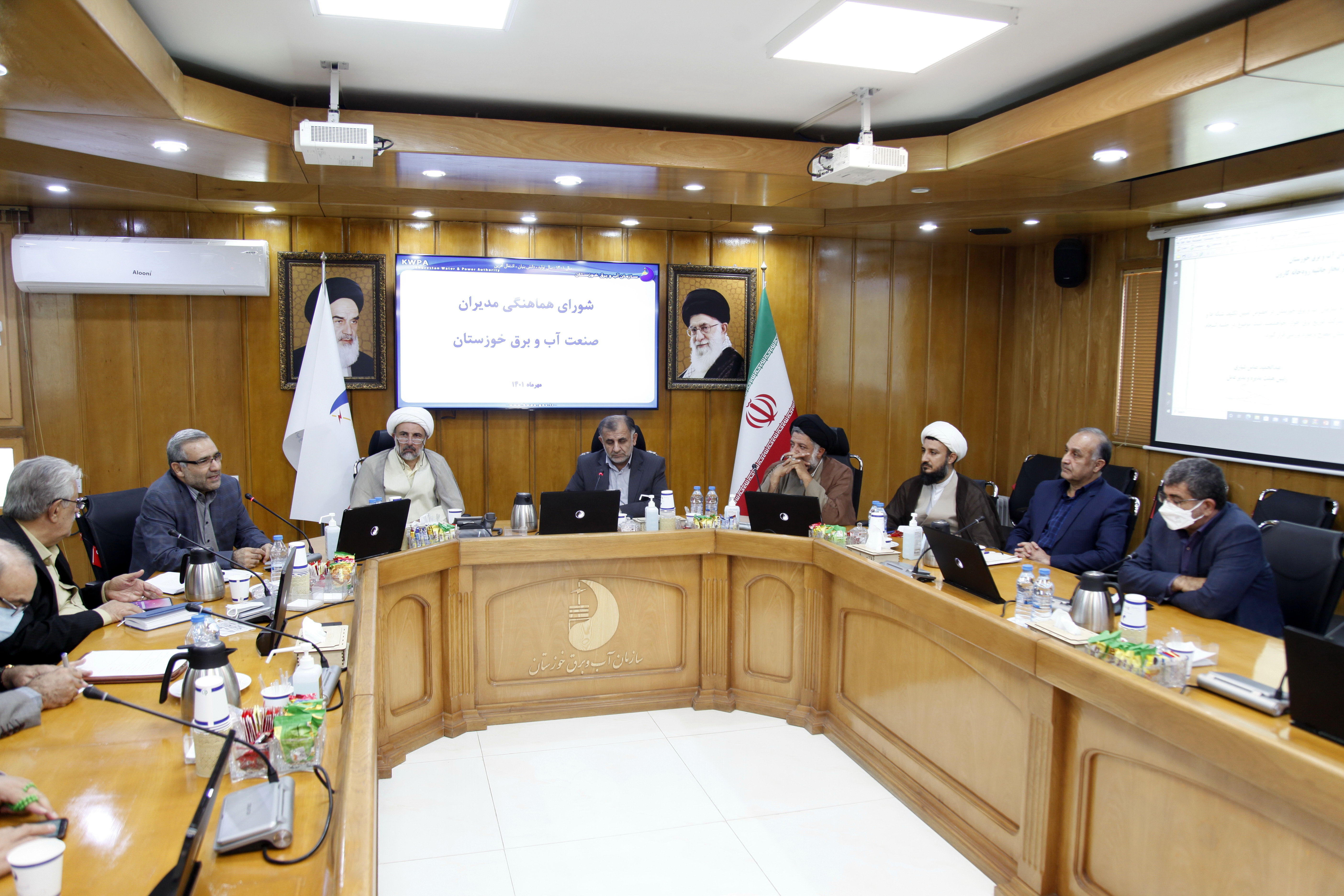 جلسه شورای هماهنگی مدیران صنعت آب وبرق خوزستان برگزار شد