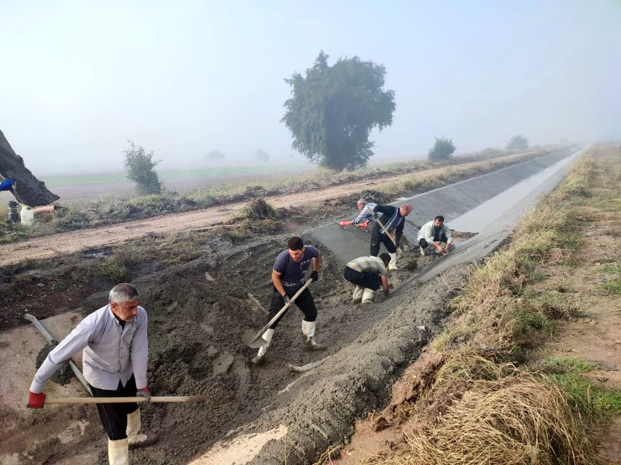 بازسازی کانال آبیاری محدوده شهر صفی آباد دزفول