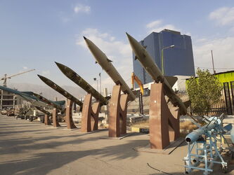 نمایشگاه هفته دفاع مقدس در پارک موزه تهران