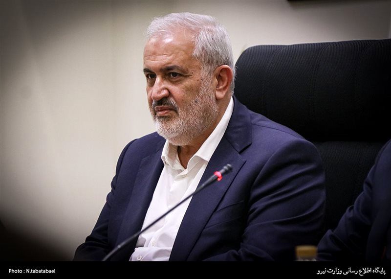 وزارت نیرو احداث نیروگاه‌های خورشیدی در دستگاه‌های دولتی را تسهیل می‌کند