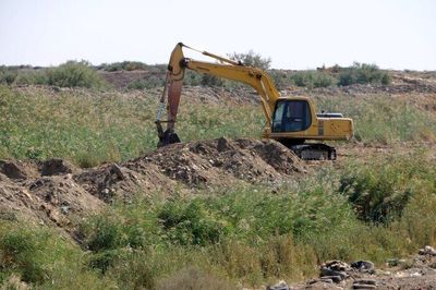  30 درصد پیشرفت در لایروبی نهر خروسیه؛گامی به سوی احیای نخلستان ها و تالاب شادگان