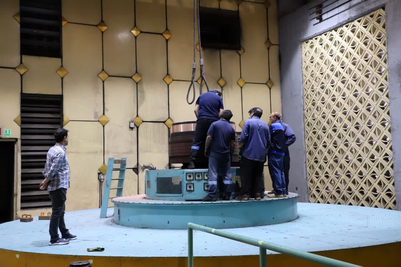 رفع اشکال از آرمیچر مین اکسایتر ژنراتور واحد شماره ۸ نیروگاه دز