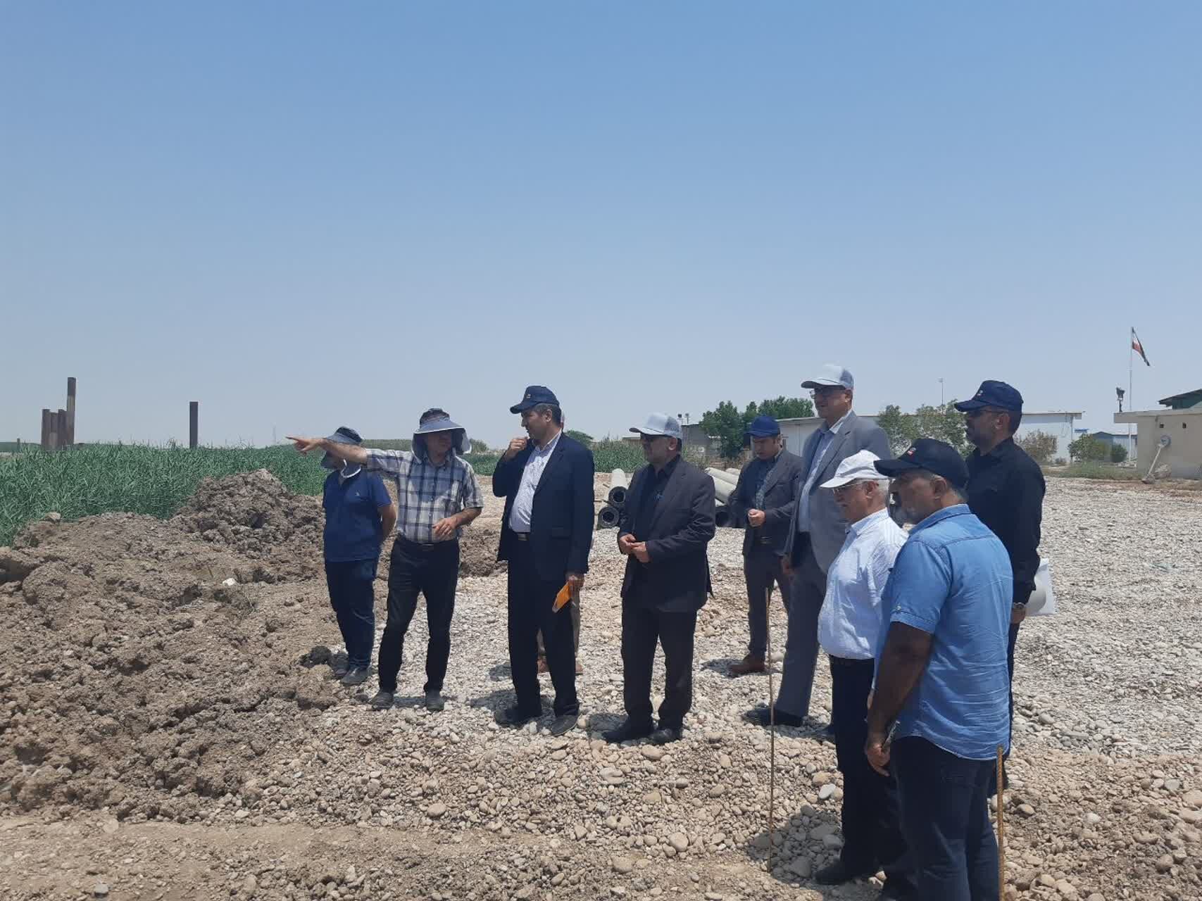بازدید مدیر عامل سازمان آب و برق خوزستان  از پروژه سد و قفل کشتیرانی پایین دست بهمنشیر