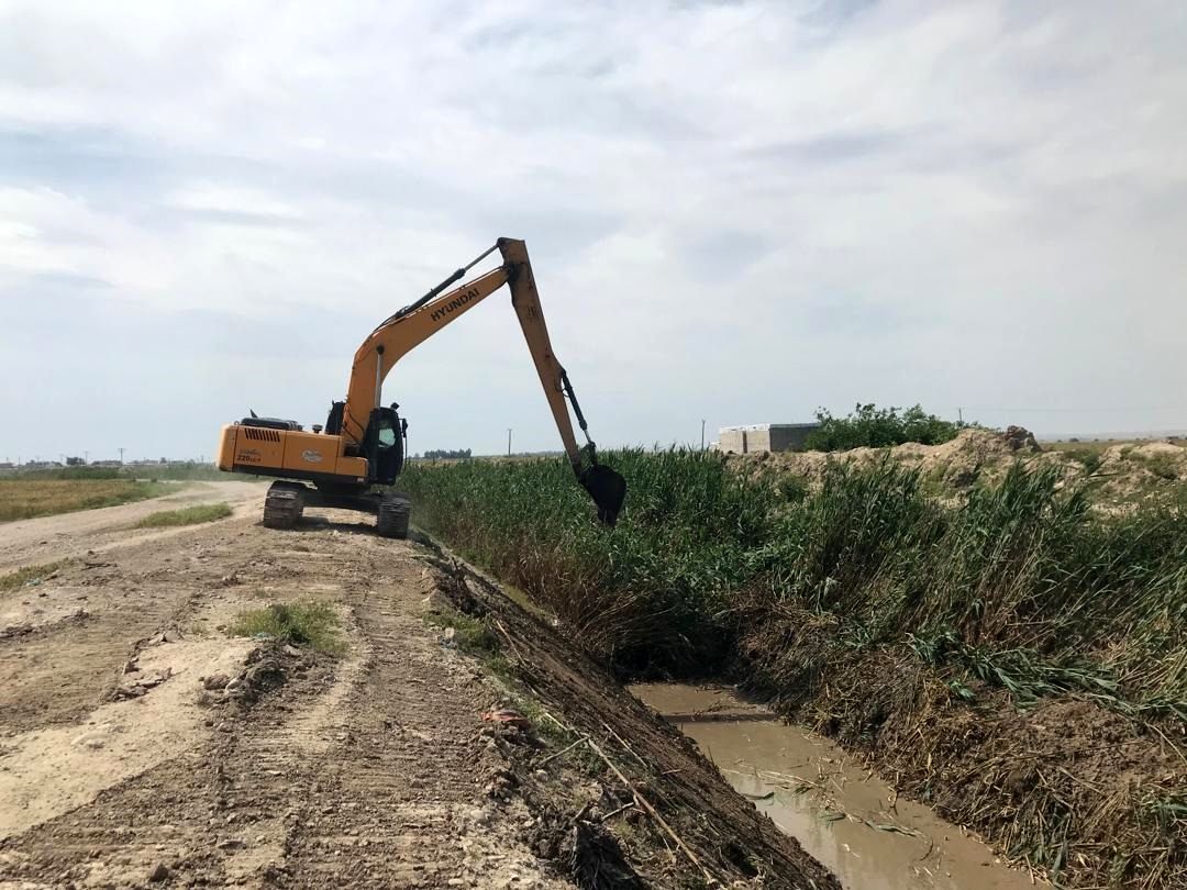 عملیات لایروبی کانال اصلی شبکه فجر و جایزان اجرا شد