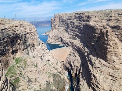 تمدید اعتبار گواهینامه بهره‌برداری و نگهداری سد و نیروگاه دز تا پایان سال ۱۴۰۴