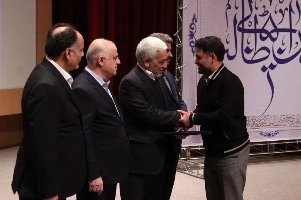 کسب رتبه برتر روابط عمومی سازمان آب و برق خوزستان در ارزیابی وزارت نیرو
