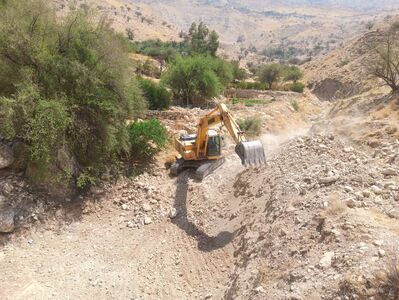 آغاز عملیات لایروبی و پاکسازی آبگذرهای عرضی مسیر دسترسی سد و نیروگاه مارون برای مقابله با پدیده ال نینو