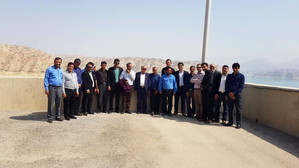 نمایندگان  کشاورزان امیدیه و هندیجان از سد مخزنی کوثر بازدید کردند   