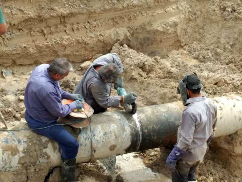تعویض نقاط پوسیده خط لوله‌فلزی آبرسانی به هندیجان