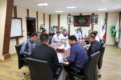 نشست هم اندیشی با تشکل های آب بران حوضه جراحی برگزار شد
