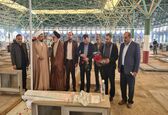 غبارروبی و عطر افشانی گلزار مطهر شهدا توسط پرسنل سازمان آب و برق خوزستان انجام شد