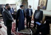 دیدار مدیرعامل سازمان آب و برق خوزستان با خانواده سردار شهید "علی هاشمی" و جانباز همکار "وهاب ثعلبی"