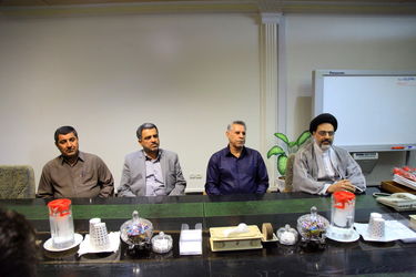 مدیر عامل سازمان آب و برق خوزستان با آزادگان سازمان، دیدار کرد