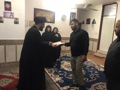 دیدار مدیرعامل شرکت آبیاری کرخه و شاوور با خانواده مدافع حرم

