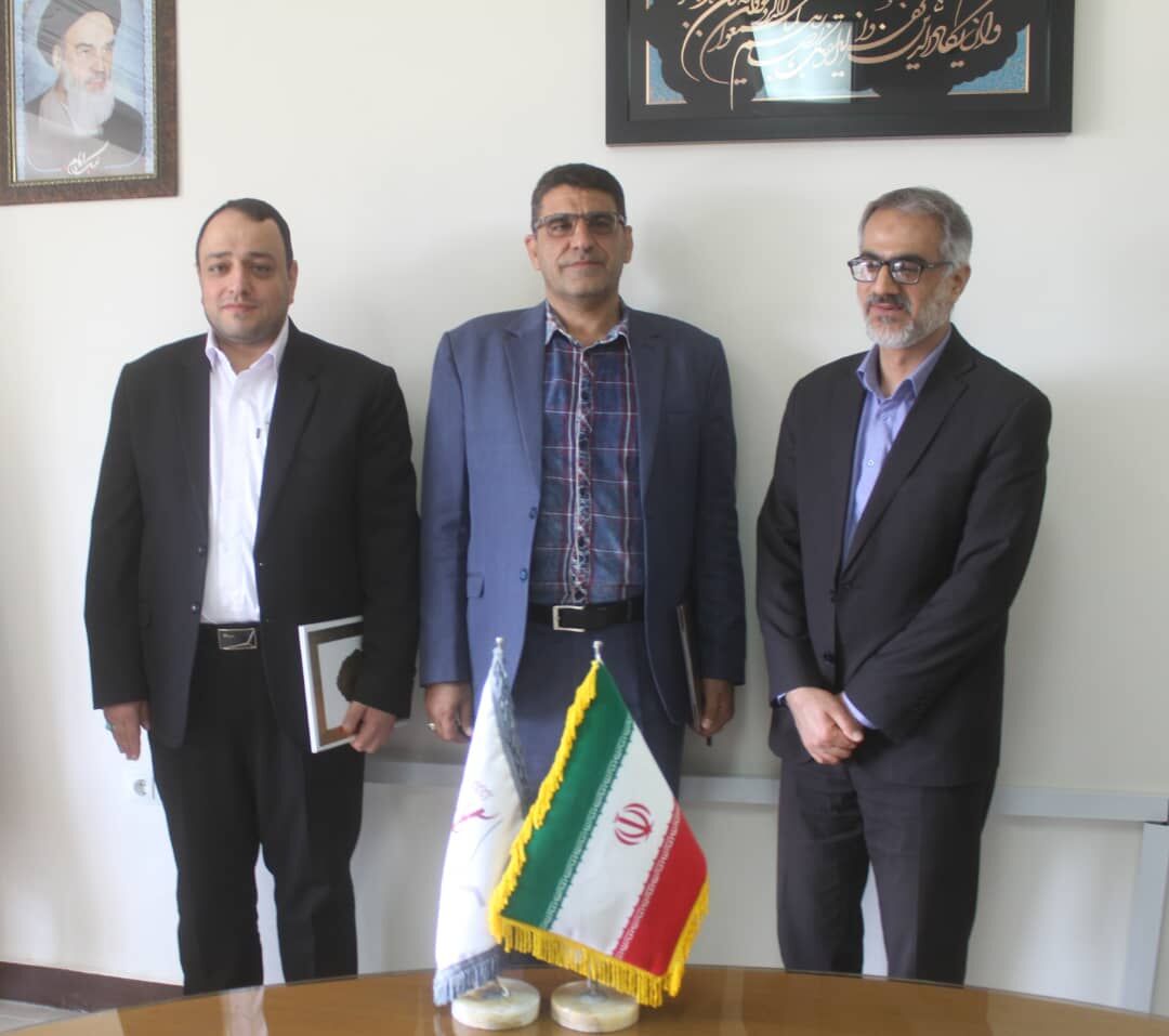 آئین تکریم و معارفه مدیرعامل شرکت آبیاری کارون بزرگ برگزار شد