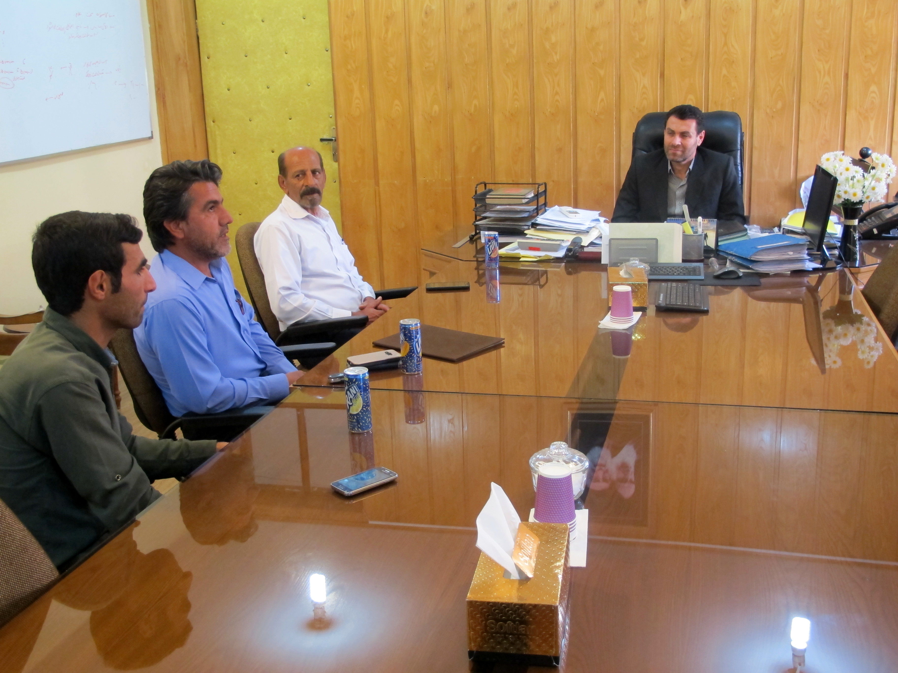 قدردانی اعضای شورای اسلامی شهر قلعه خواجه از مدیرعامل سد شهیدعباسپور