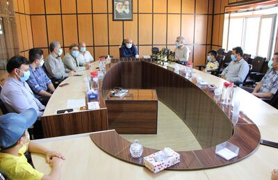 از فرزندان ممتاز علمی و فرهنگی کارکنان شرکت آبیاری مارون تجلیل شد