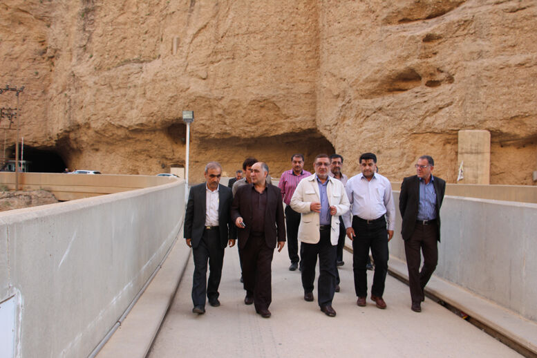 بازدید مدیرعامل سازمان آب و برق خوزستان از سد و نیروگاه دز