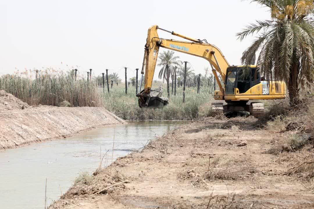 لایروبی زهکش‌های اصلی شبکه آبیاری و زهکشی آبادان و خرمشهر