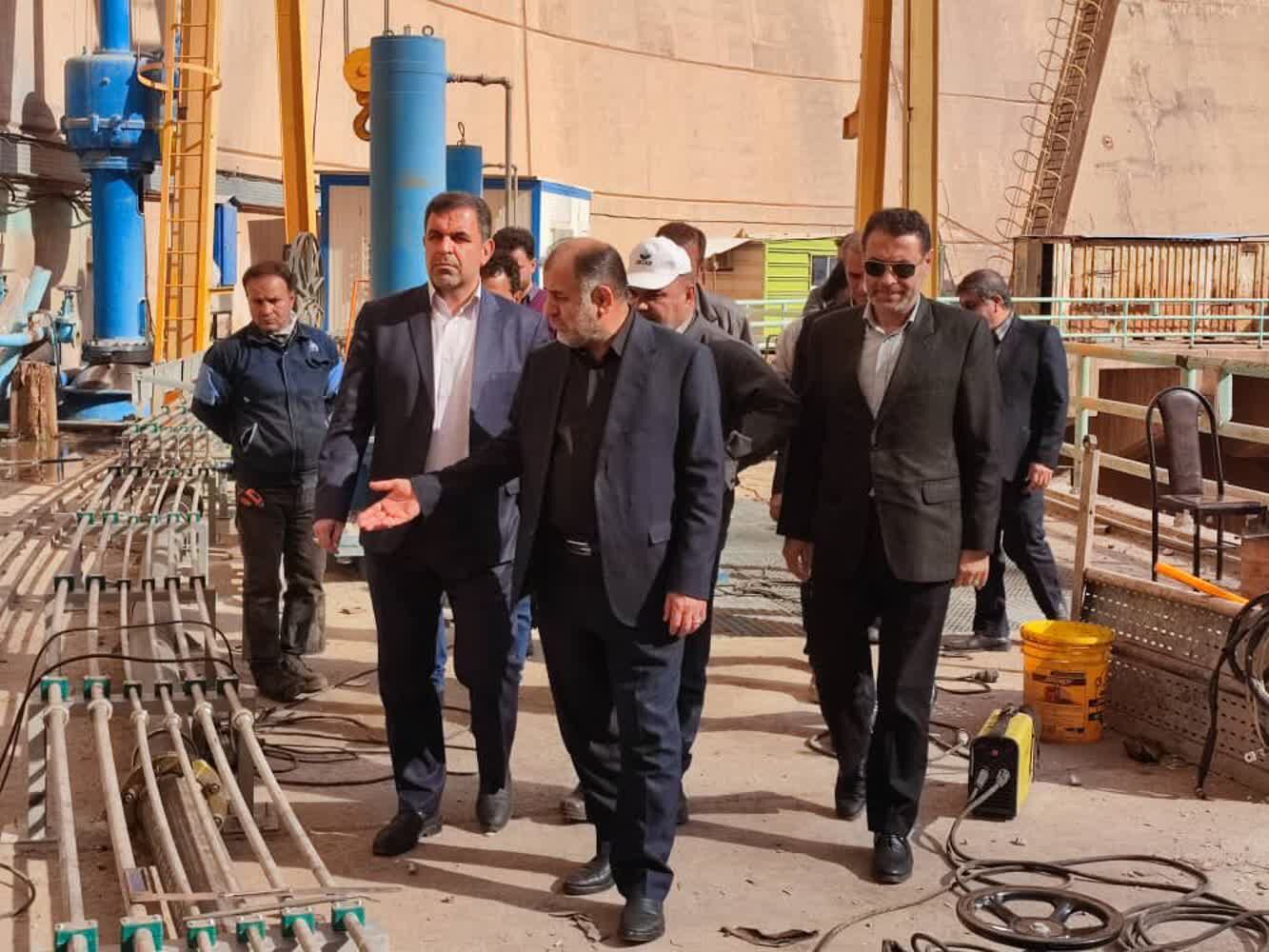 بازدید میدانی مدیرعامل سازمان آب و برق خوزستان از پروژه های سد و نیروگاه دز 