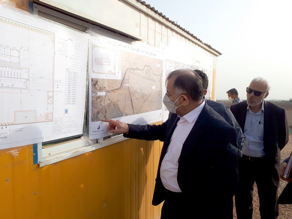 بازدید مدیرعامل سازمان آب و برق خوزستان از طرح آبرسانی غدیر