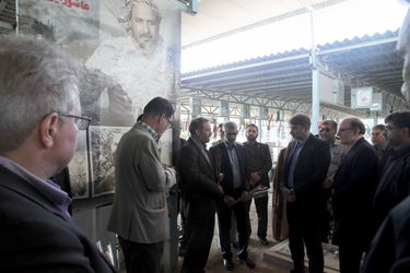 پاسداشت روز شهید با حضور مقامات سازمان آب و برق خوزستان در گلزار شهدای اهواز