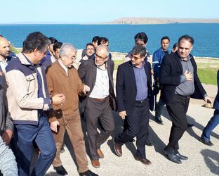 بازدید وزیر نیرو از سدهای استان
